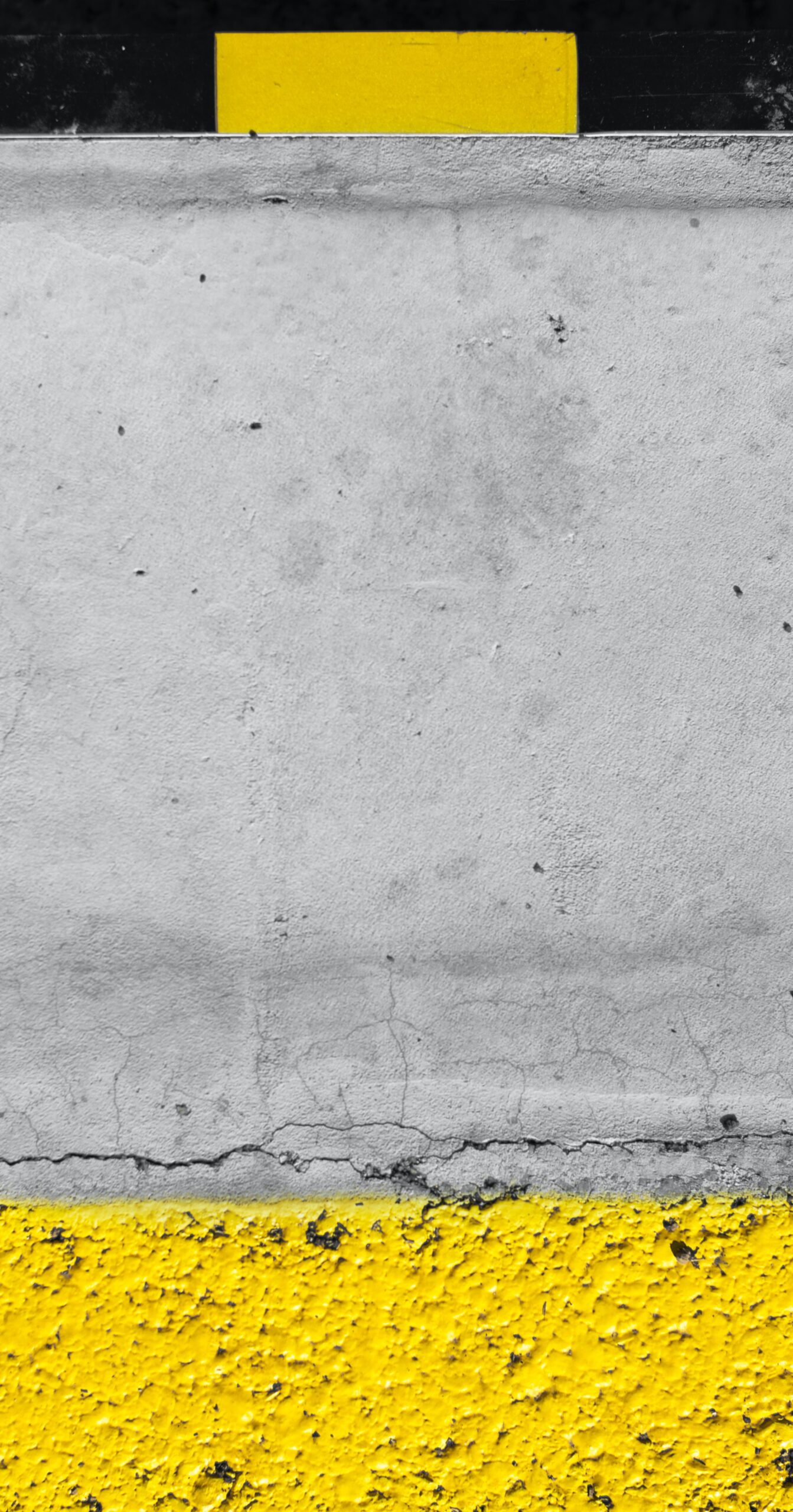 cracks in concrete driveway